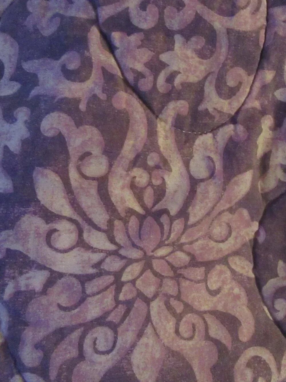 90s Queen Reversible Quilted Comforter Burgundy/purple, creme, green